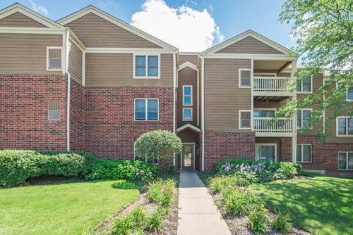 124 Glengarry Unit 101, Bloomingdale, IL 60108