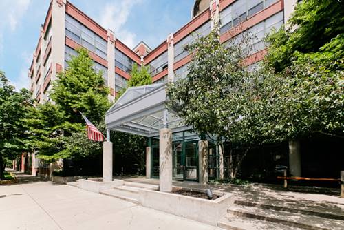 1800 W Roscoe Unit 407, Chicago, IL 60657