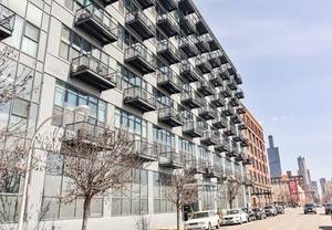 1224 W Van Buren Unit 424, Chicago, IL 60607