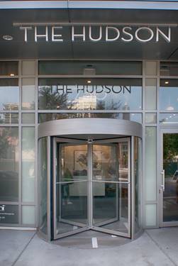 750 N Hudson Unit 1607, Chicago, IL 60654