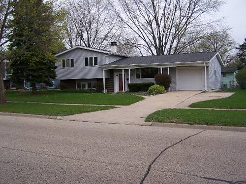 945 Nottingham, Crystal Lake, IL 60014