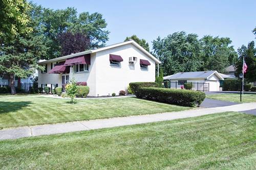 524 E Turner, Roselle, IL 60172