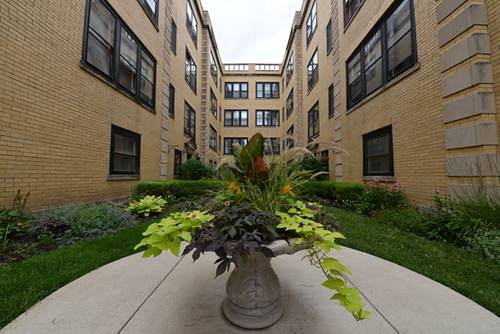 2536 N Kedzie Unit 105, Chicago, IL 60647