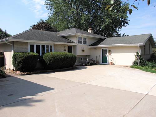 28W775 Grommon, Naperville, IL 60564