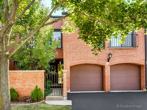 2S643 Gloucester Unit 643, Oak Brook, IL 60523