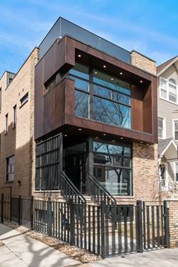 1122 W Wolfram, Chicago, IL 60657