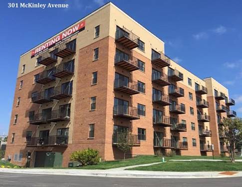 301 Mckinley Unit 310, Mundelein, IL 60060