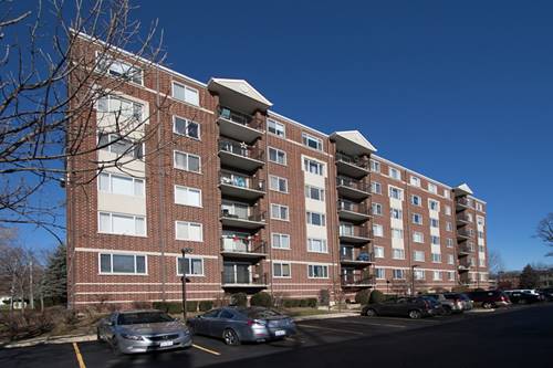 31 E Grove Unit 202, Lombard, IL 60148