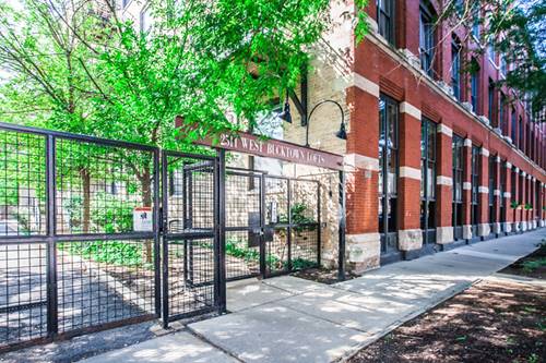 2511 W Moffat Unit 203, Chicago, IL 60647