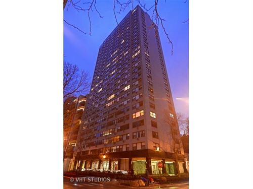 1445 N State Unit 1702, Chicago, IL 60610