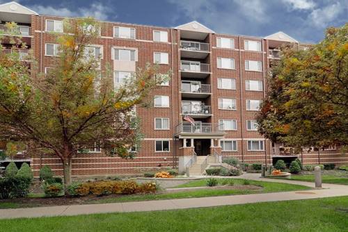 31 E Grove Unit 501, Lombard, IL 60148