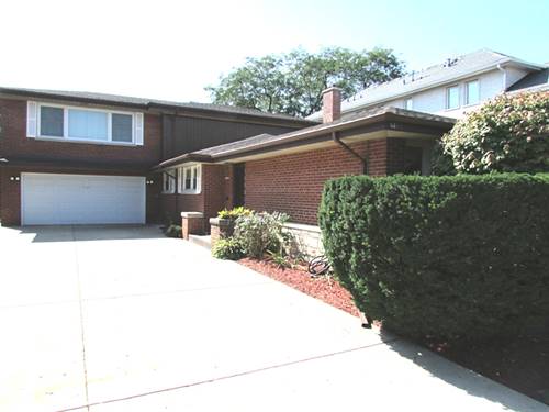 4463 W Estes, Lincolnwood, IL 60712