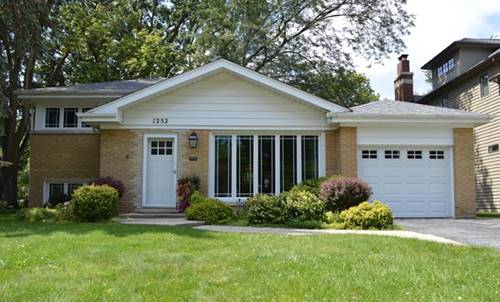 1252 Carlisle, Deerfield, IL 60015