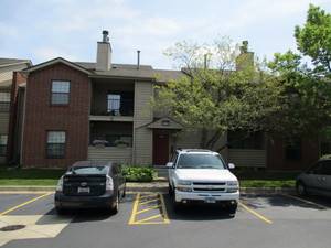 1965 N Hicks Unit 206, Palatine, IL 60074