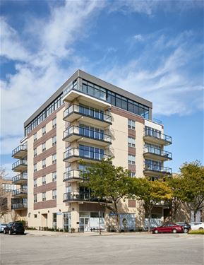 1342 W Randolph Unit PH1, Chicago, IL 60607