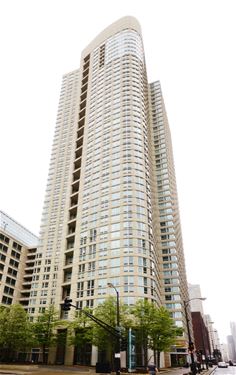 345 N LaSalle Unit 1003, Chicago, IL 60610