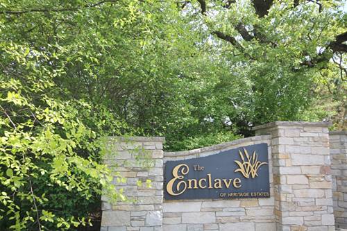 23150 Enclave, Lake Barrington, IL 60010