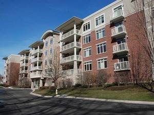 425 Benjamin Unit 410, Vernon Hills, IL 60061