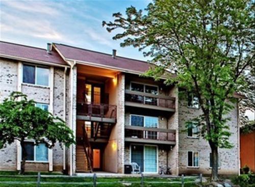 4673 Lake Valley Unit 2C, Lisle, IL 60532