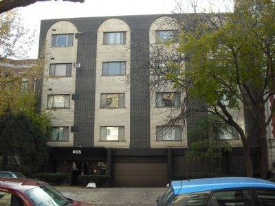 505 W Melrose Unit 207, Chicago, IL 60657