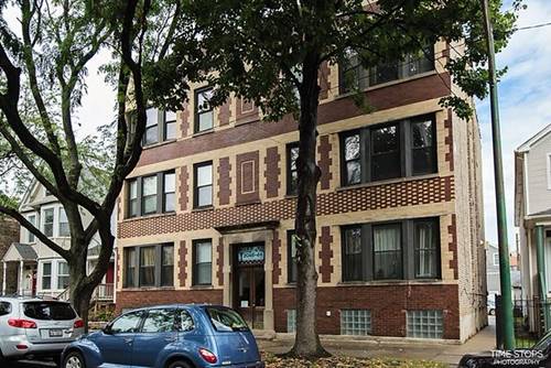 2046 W Cuyler Unit 2E, Chicago, IL 60618