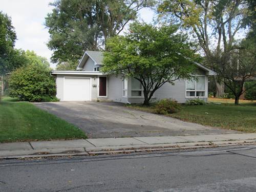 39 Oakwood, Naperville, IL 60540