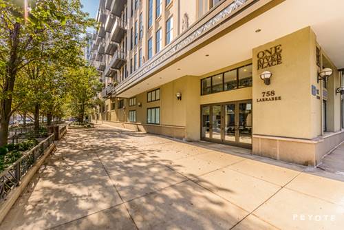 758 N Larrabee Unit 807, Chicago, IL 60610