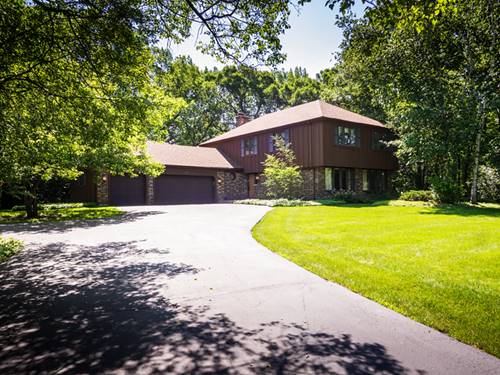 127 Hidden Oaks, Barrington, IL 60010