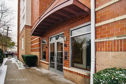 515 N Harlem Unit 201, Oak Park, IL 60302