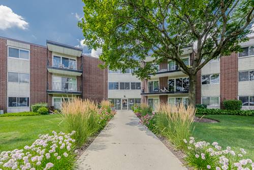 2800 Maple Unit 2B, Downers Grove, IL 60515