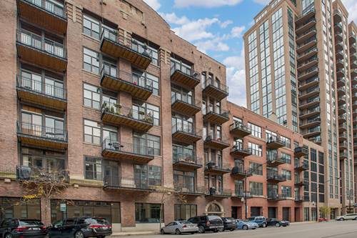 375 W Erie Unit 523, Chicago, IL 60654