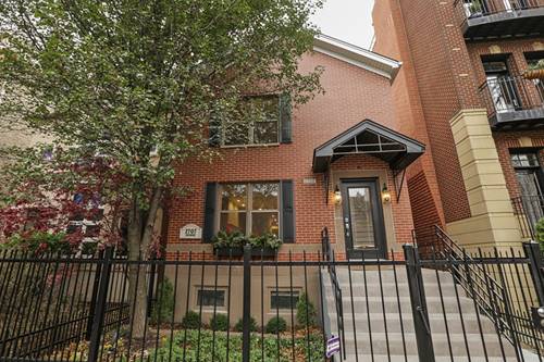 2707 N Southport, Chicago, IL 60614