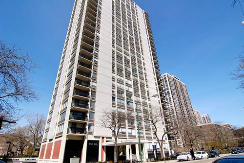 1455 N Sandburg Unit 903B, Chicago, IL 60610