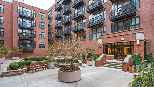 333 W Hubbard Unit 912, Chicago, IL 60654