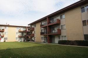 605 N Wolf Unit 5F, Hillside, IL 60162