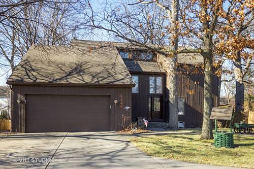 8446 Mending Wall, Woodridge, IL 60517