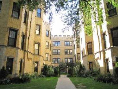 6438 N Leavitt Unit 2S, Chicago, IL 60645