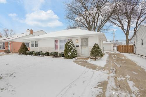 1338 Earl, Des Plaines, IL 60018