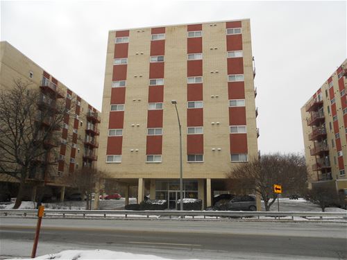 1021 Des Plaines Unit 306, Forest Park, IL 60130