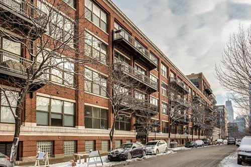 1040 W Adams Unit 306, Chicago, IL 60607