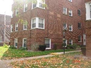 7220 N Claremont Unit 1B, Chicago, IL 60645