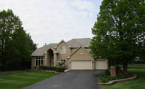 40 Oak Creek, Yorkville, IL 60560