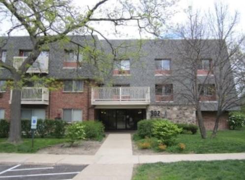 902 Ridge Unit 116, Elk Grove Village, IL 60007