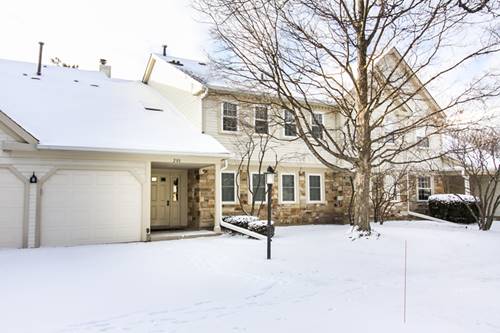 208 Glasgow Unit W1, Schaumburg, IL 60194