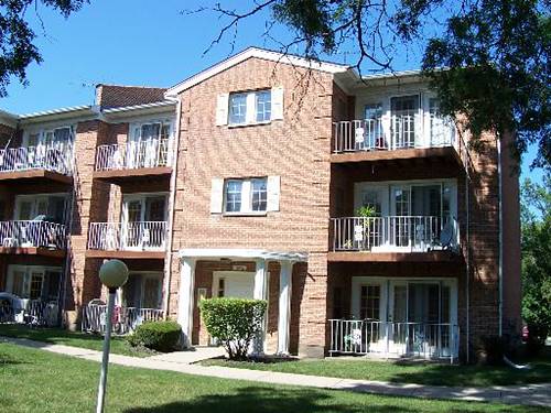 625 Quincy Bridge Unit 302, Glenview, IL 60025