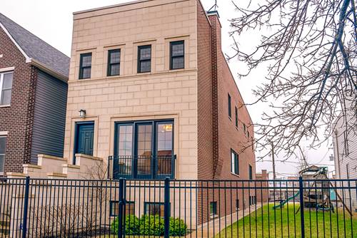 541 N Artesian, Chicago, IL 60612