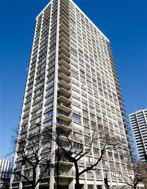 88 W Schiller Unit 1005, Chicago, IL 60610