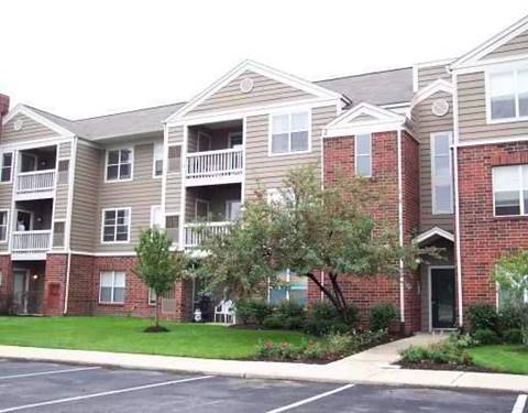 125 Glengarry Unit 104, Bloomingdale, IL 60108