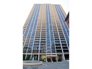 1560 N Sandburg Unit 2707, Chicago, IL 60610