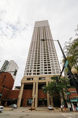 1030 N State Unit 14C, Chicago, IL 60610